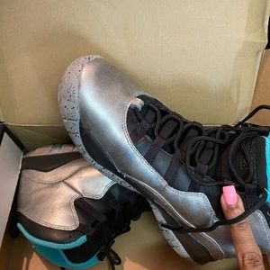 Jordan Retro 30th Anniversary Edition